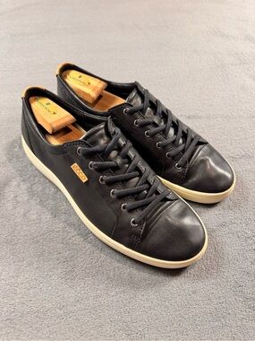 Ecco Soft 7 Men's Black Leather Low-Top Sneakers